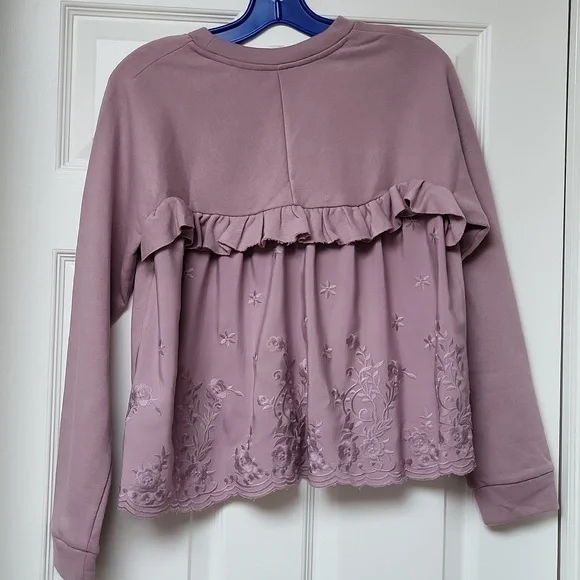 NWT! Dusty Pink Ruffle Sweatshirt with Embroidery! - Picture 4 of 10